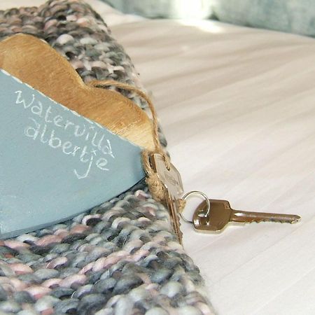 Watervilla-Albertje Amsterdam Bagian luar foto