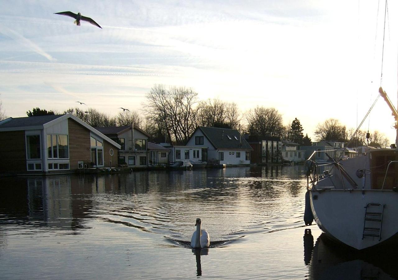 Watervilla-Albertje Amsterdam Bagian luar foto